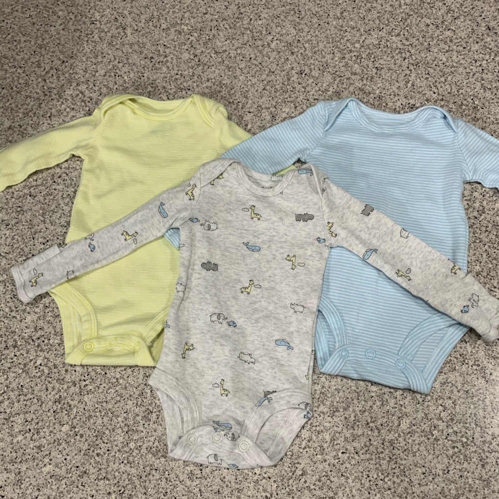 Carter’s 3 piece long sleeve bodysuits.
